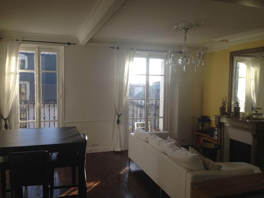 Eiffel Tower View - Republique 4 People 2 Bedrooms Appartamento Parigi